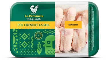 Pui crescut la curte